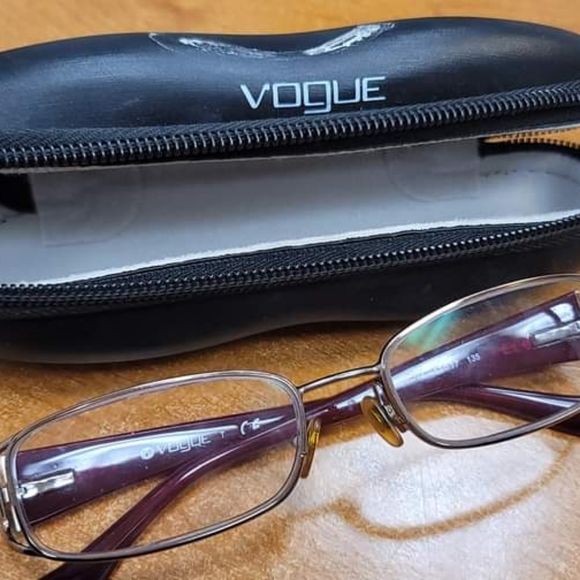 Designer glasses - Picture 10 of 12